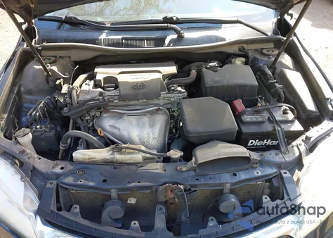 2017 Toyota Camry Xle z USA, uszkodzony, nr VIN 4T1BF1FK4HU663867